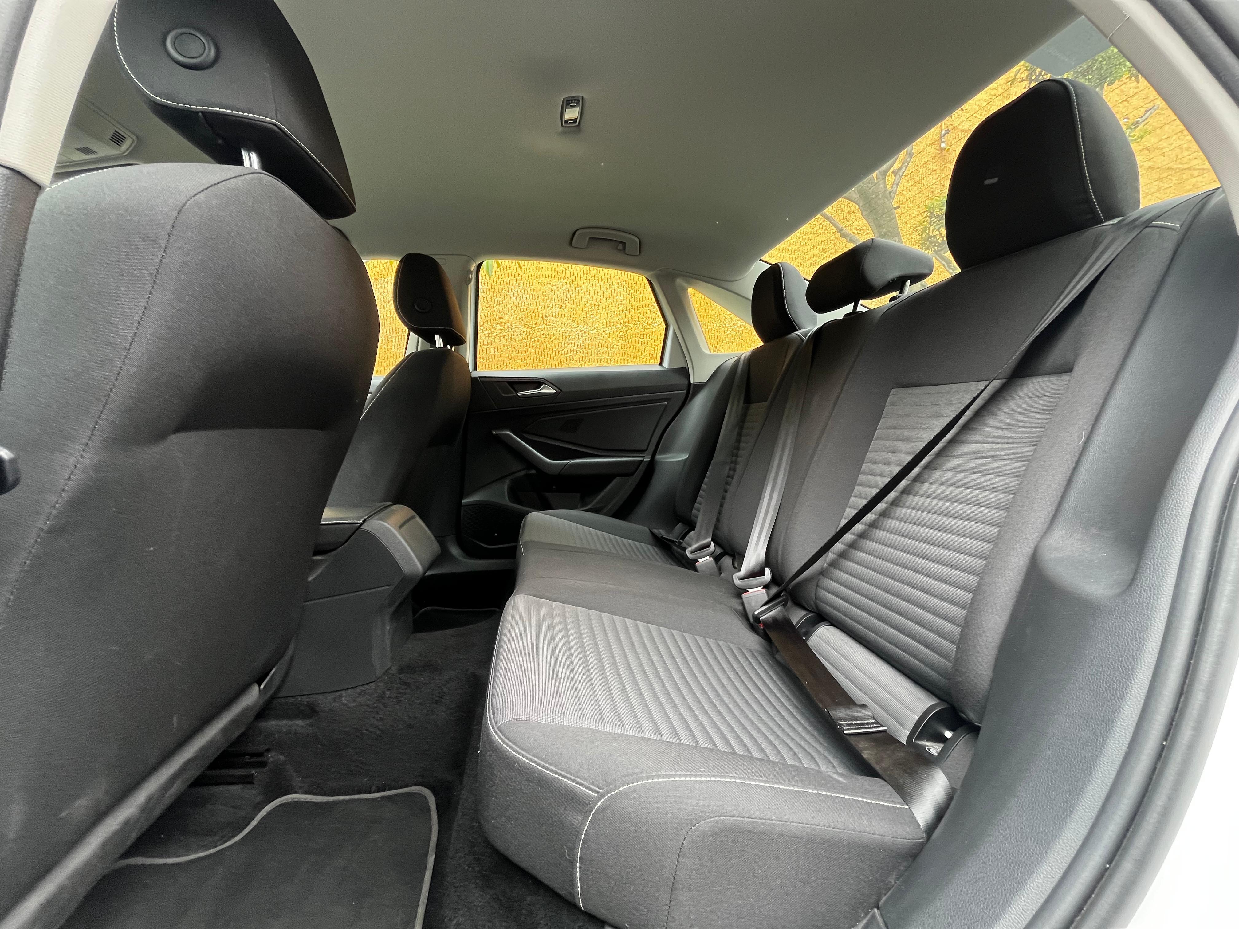 Volkswagen  JETTA COMFORTLINE 2023
