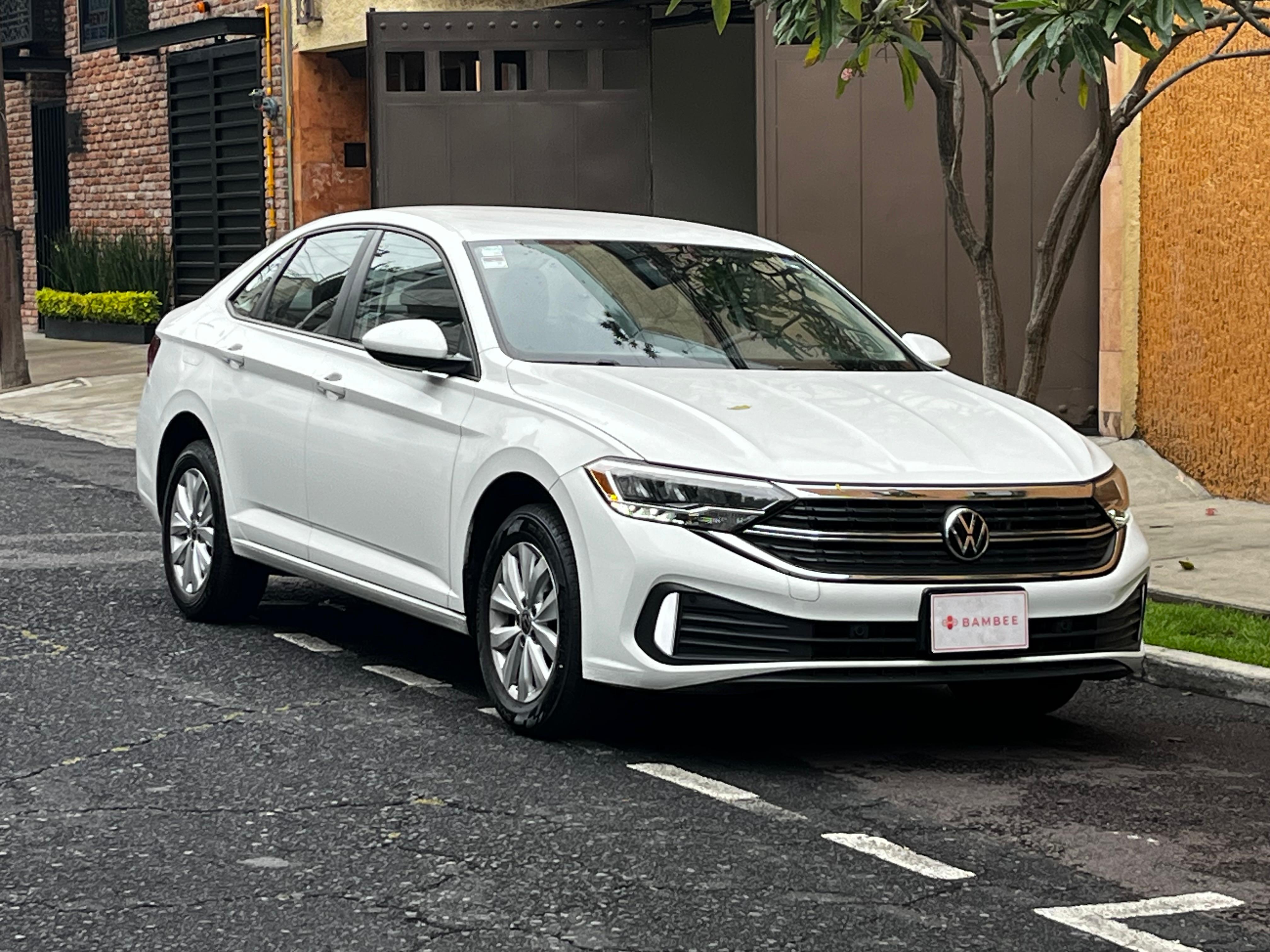 Volkswagen  JETTA COMFORTLINE 2023