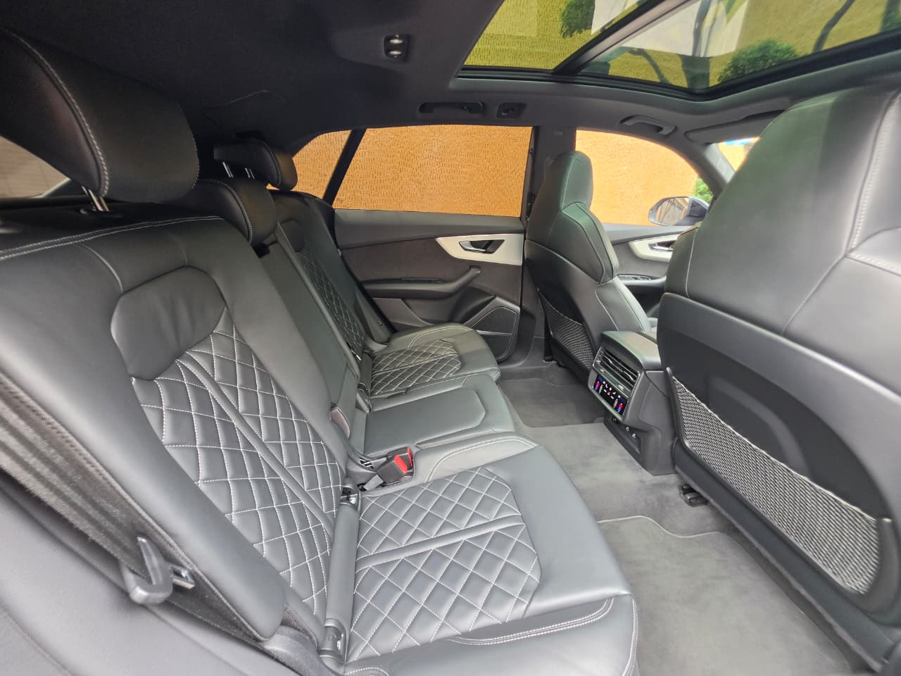Audi  Q8 MILD HYBRID S LINE 2023